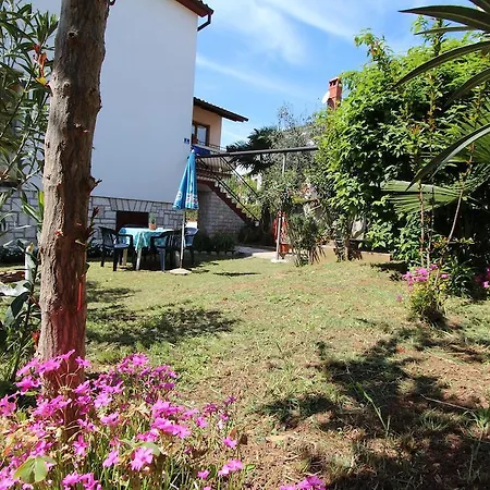 And Silvana Pensión Rovinj