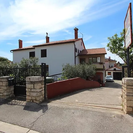 Guest house And Silvana Rovinj