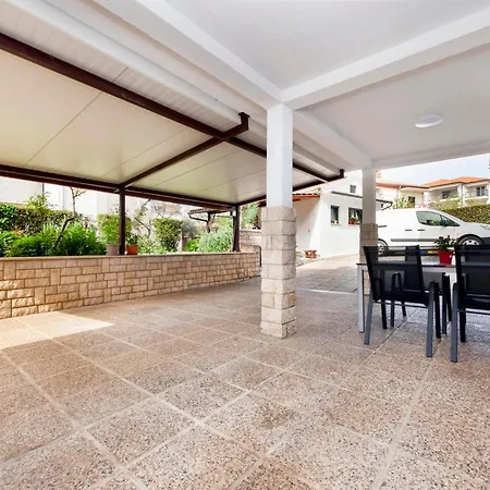 Apartments&room Silvana