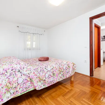 بيت ضيافة And Silvana 3*