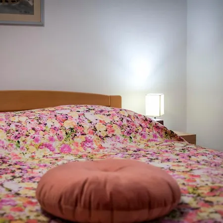 And Silvana 3* روفينج